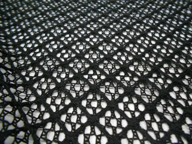 03 - Preto